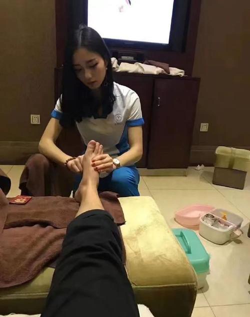 喝茶聊工作的说说